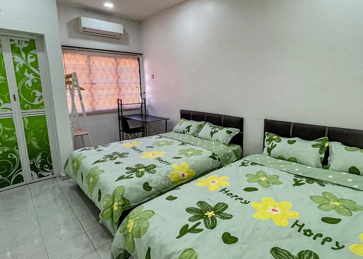 A Little Bit Townhouse Malacca